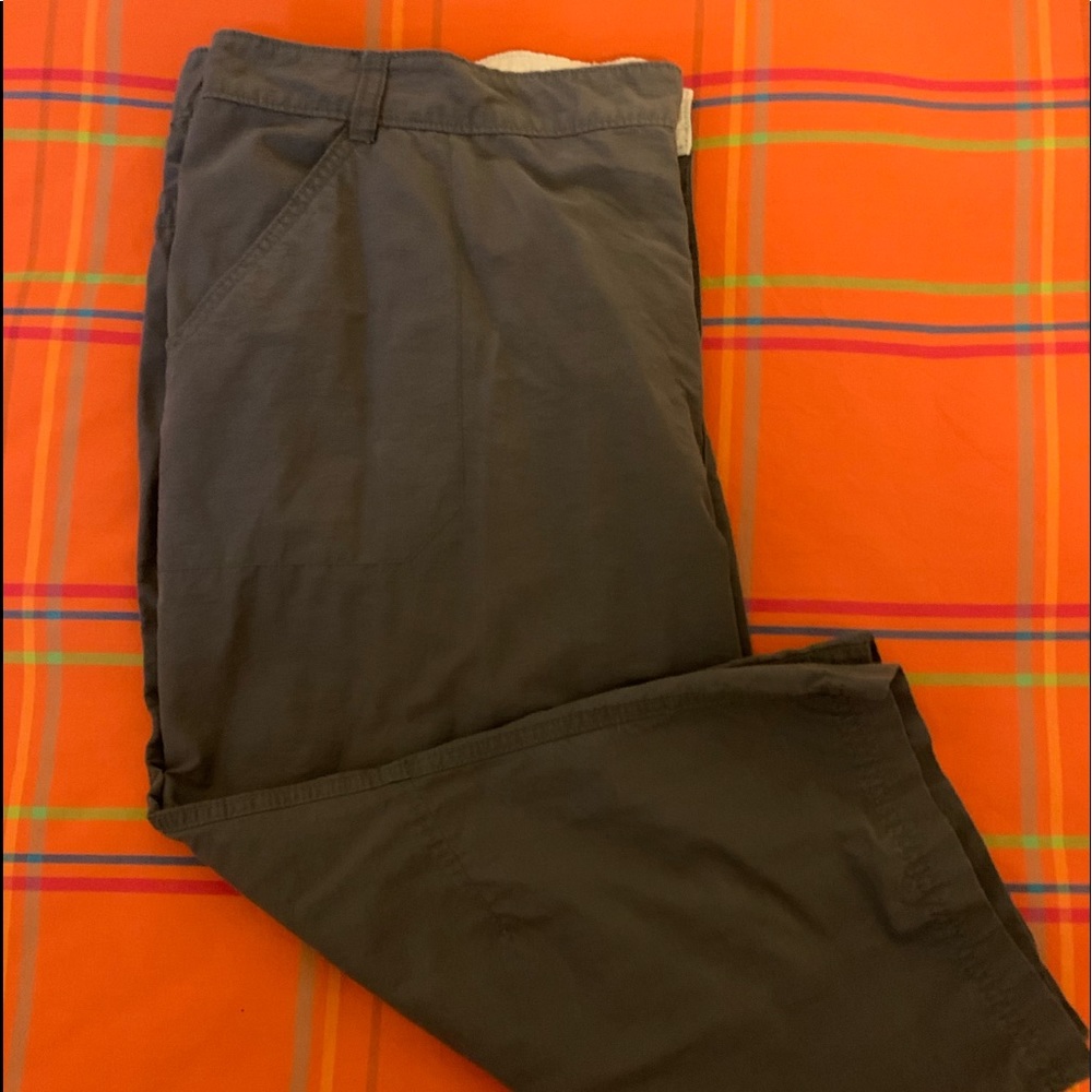 Columbia rip stop capris